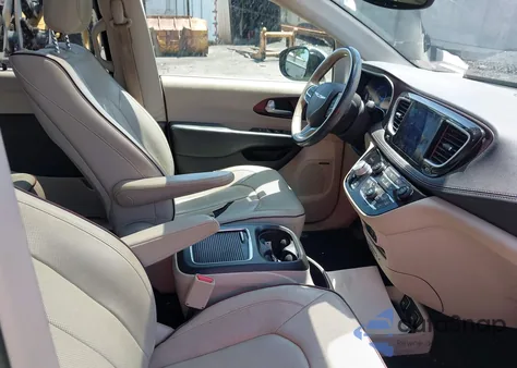 2017 Chrysler Pacifica Limited из США, поврежденный, VIN 2C4RC1GG7HR525064